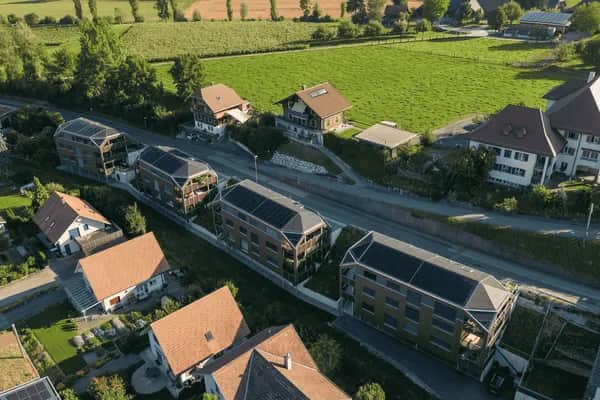 Dachintegrierte Photovoltaik in Brandenburg – PV-Dachsysteme professionell realisieren