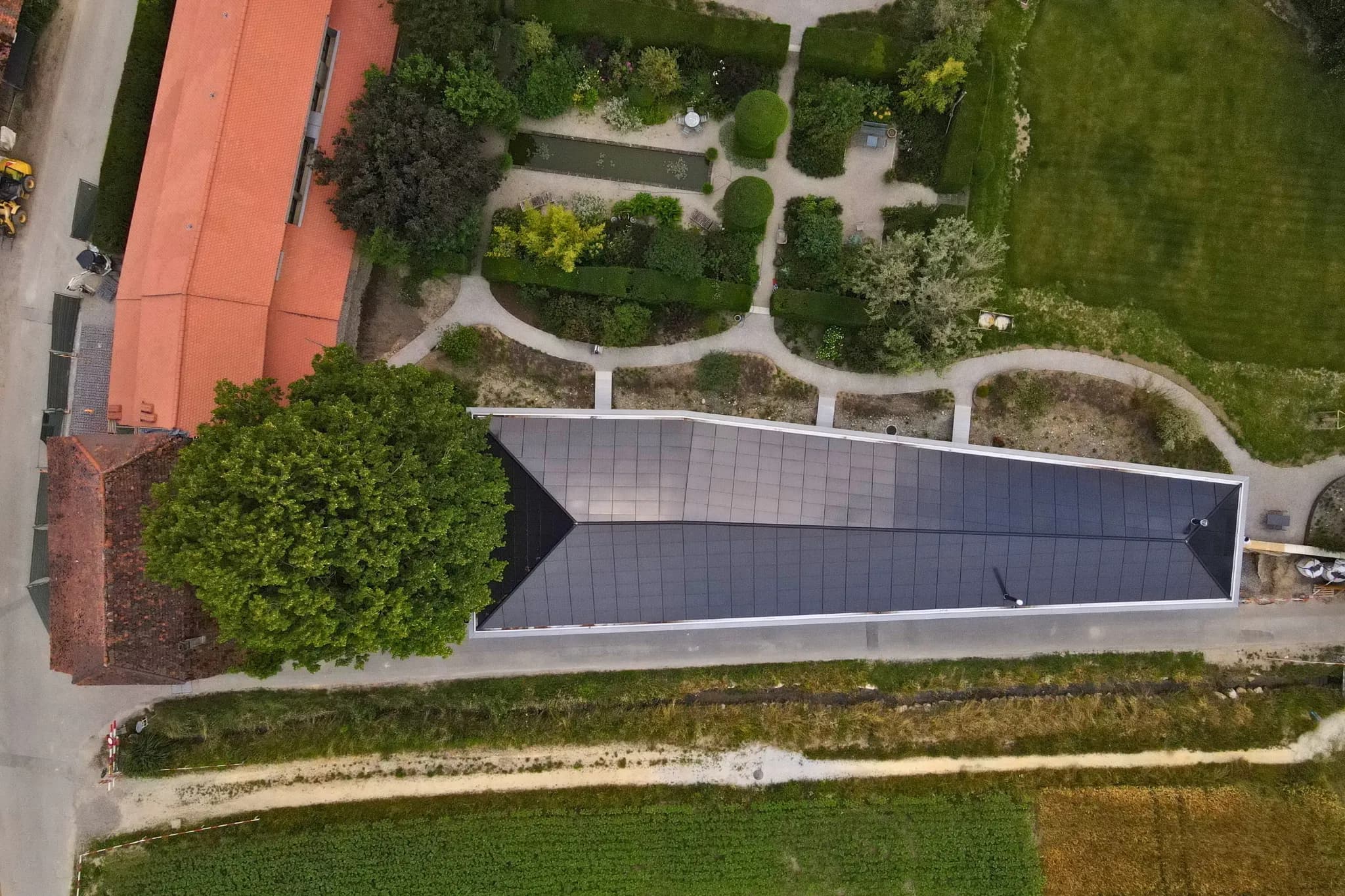 Gebäudeintegrierte Photovoltaik in Düsseldorf planen