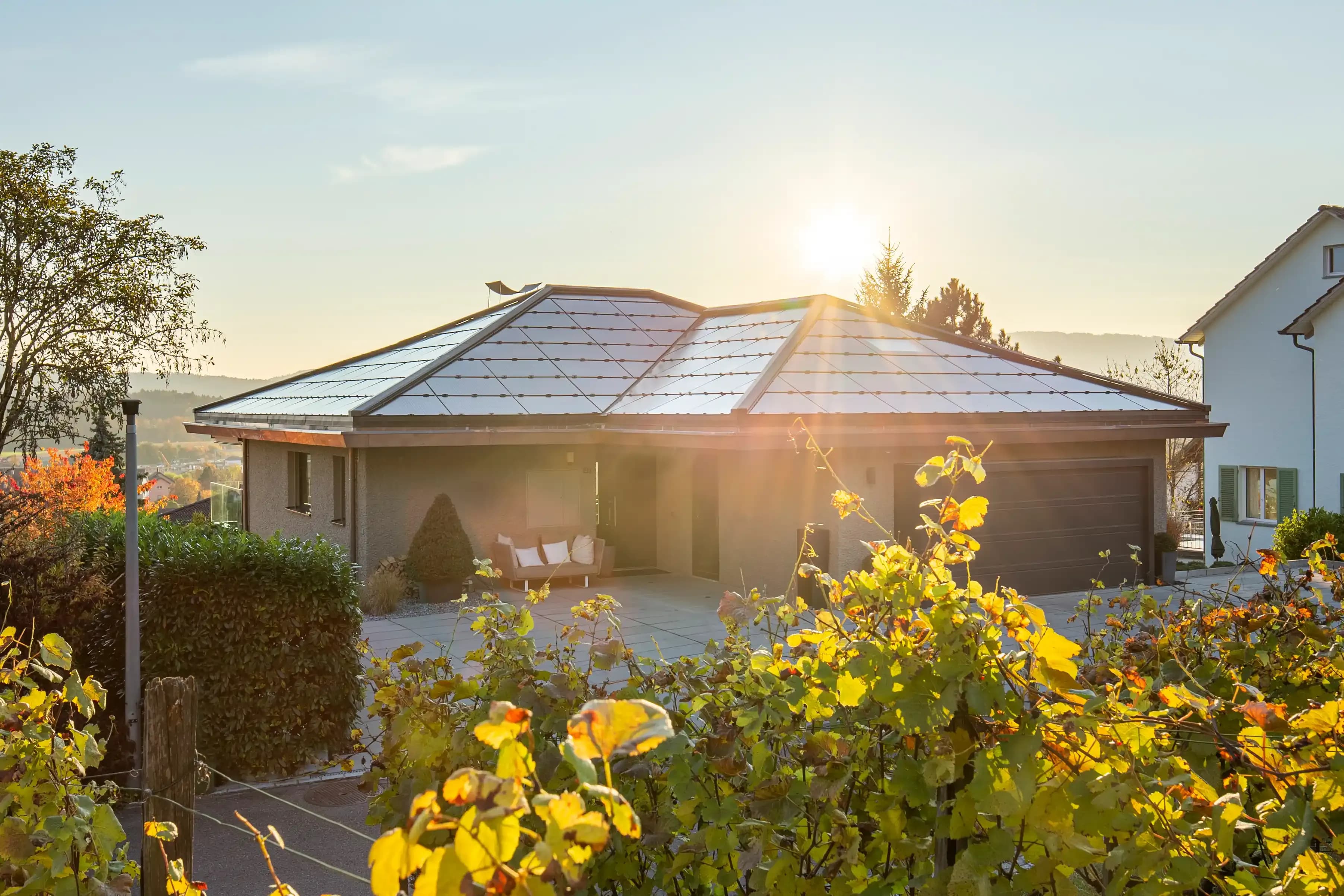 BIPV-Solardach für Fertighaushersteller in München