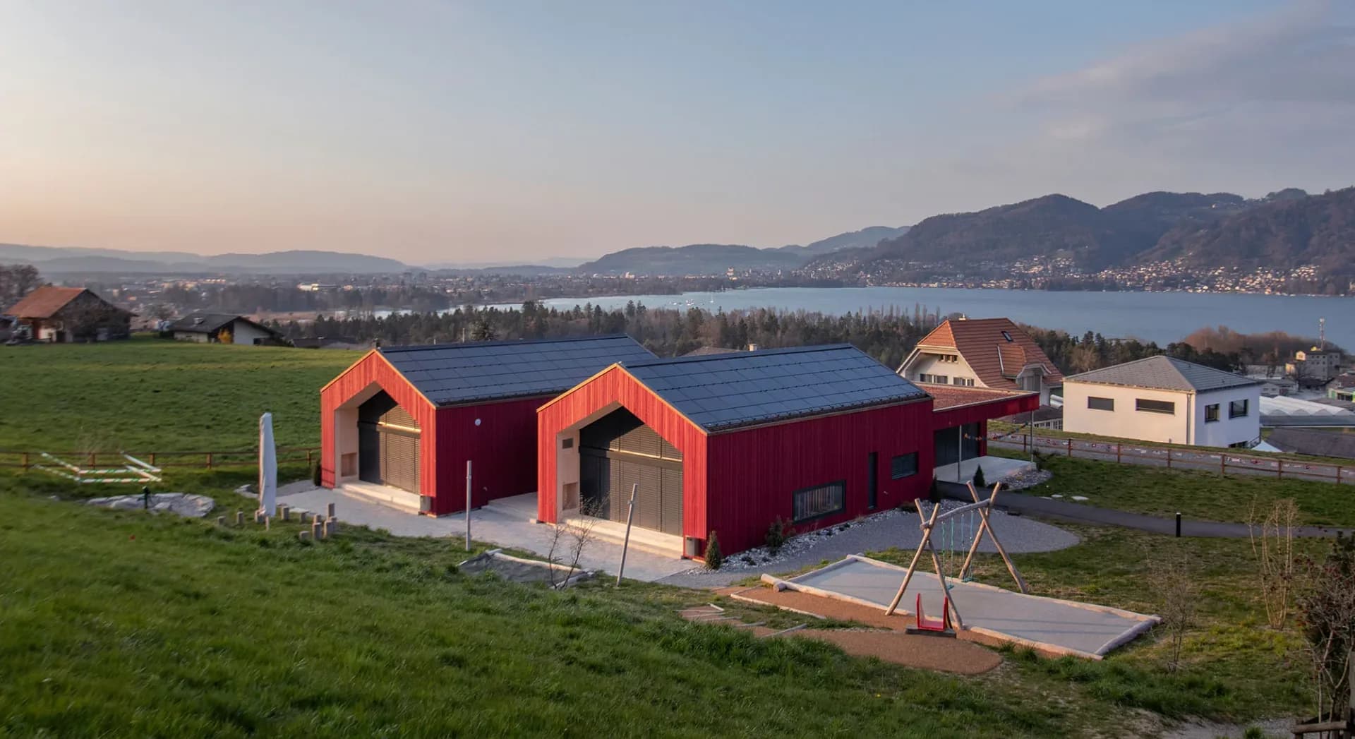 Photovoltaik ins Dach integrieren in Hessen – BIPV-Projekte mit starkem Partner realisieren