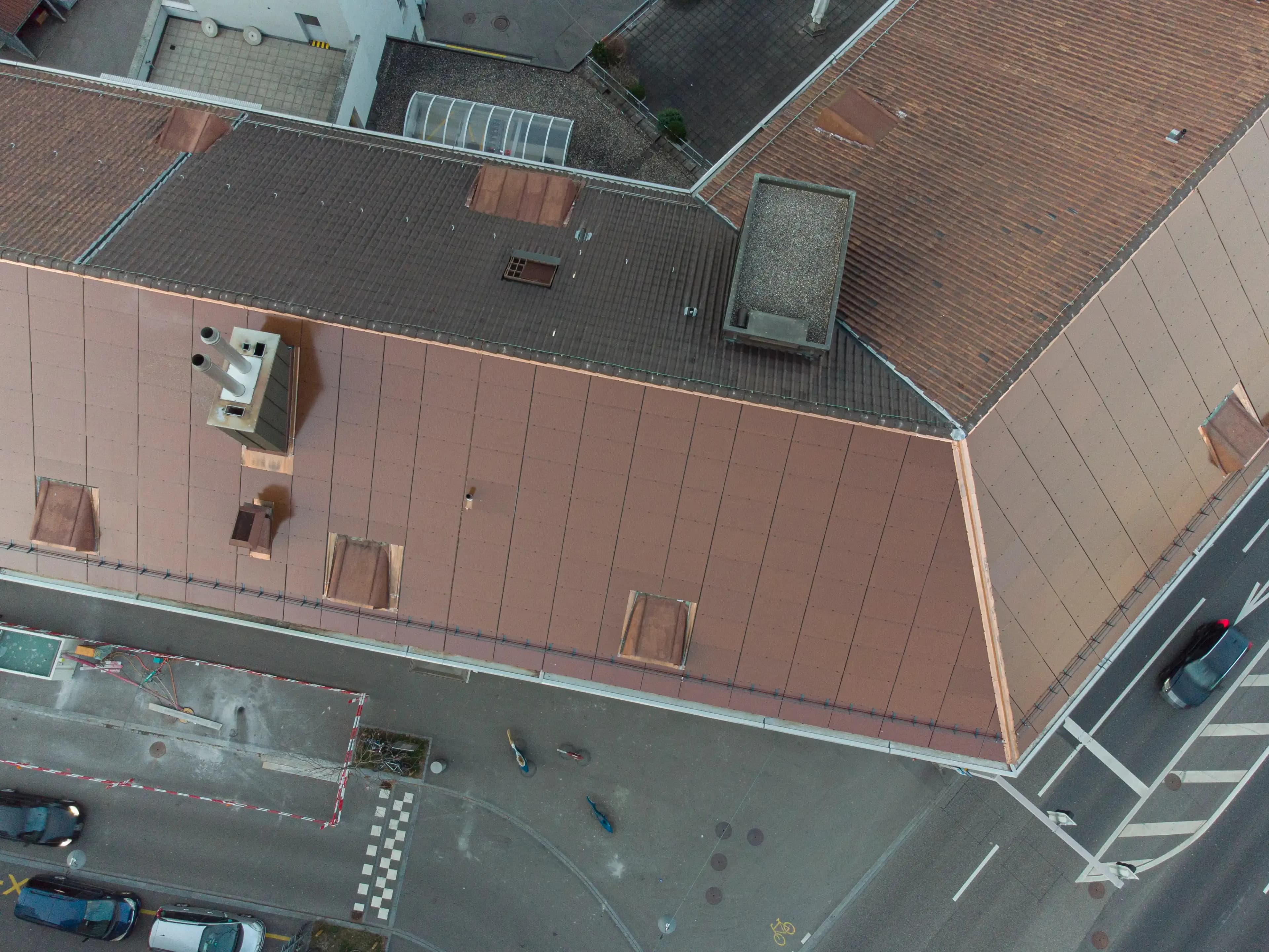Farbige Solarmodule für Architekten in Deutschland entdecken