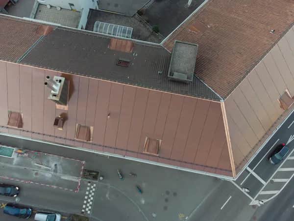 Farbige Solarmodule für Architekten in Deutschland entdecken